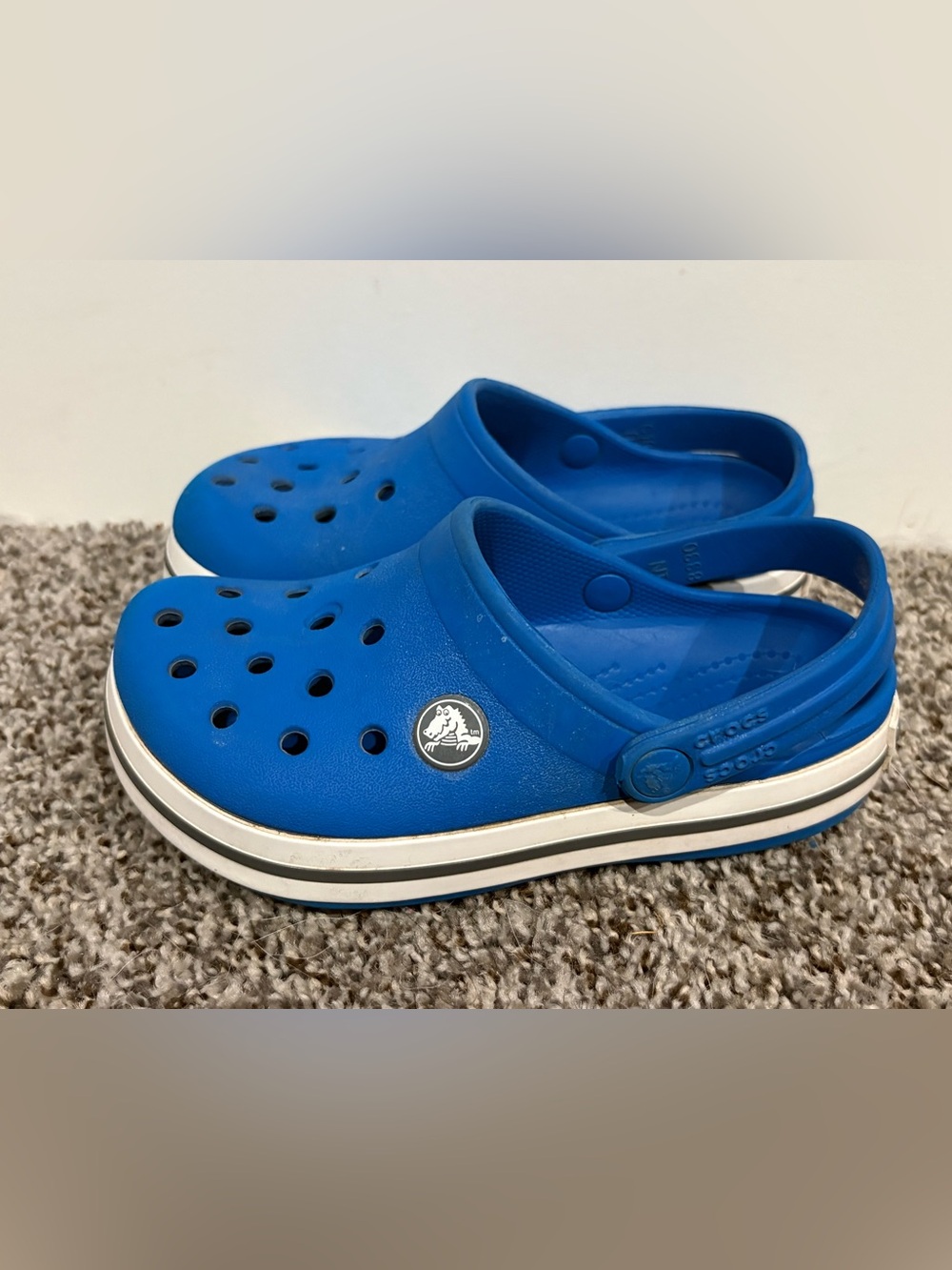 CROCS waterproof slip on clogs kids size 10c